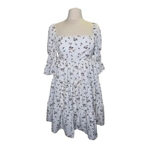 Exlura Floral White Dress Size Medium NWT